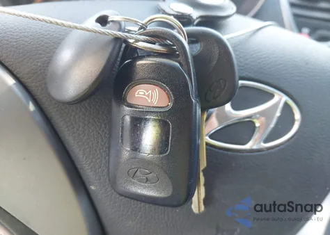 2016 Hyundai Elantra Se из США, поврежденный, VIN 5NPDH4AE7GH753453